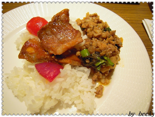 泰板燒Thaipanyaki:泰式料理與鐵板燒的結合~泰板燒