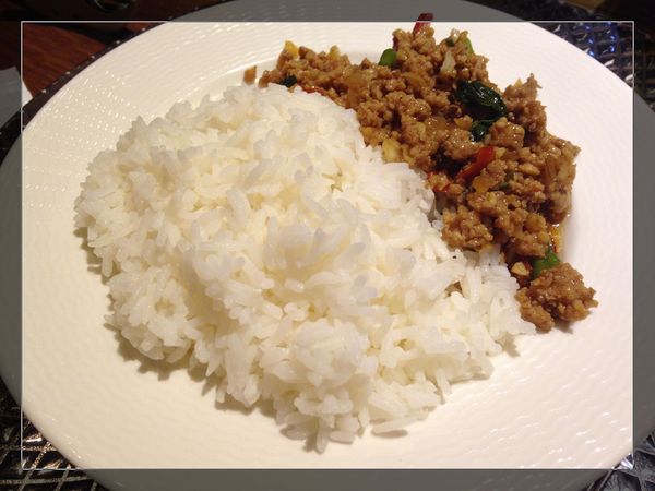 泰板燒Thaipanyaki：泰式風情、異國鐵板料理【泰板燒Thaipanyaki】雙人免費體驗！