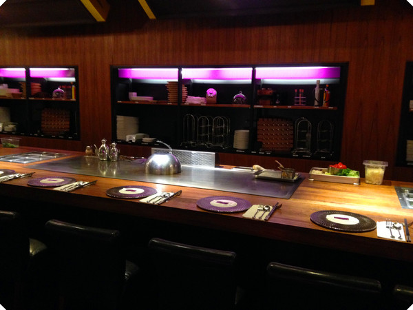 泰板燒Thaipanyaki：【♥美食】鐵板與泰式的濃厚南洋風-Thaipanyaki 泰板燒