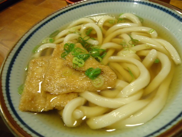 UDON讚岐烏龍麵(學士店):【台中食記】全台中僅此一間!!無敵彈牙麵條軟Q到回彈@UDON讚岐烏龍麵