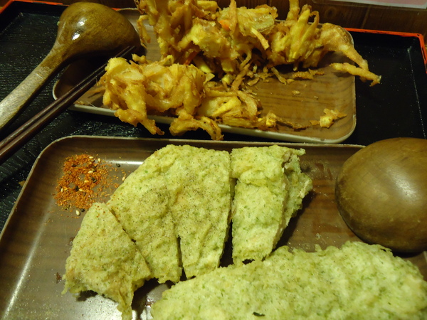 UDON讚岐烏龍麵(學士店):【台中食記】全台中僅此一間!!無敵彈牙麵條軟Q到回彈@UDON讚岐烏龍麵