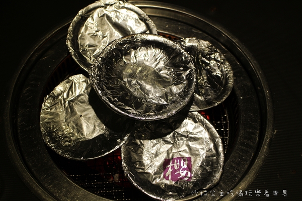 櫻花羿日式精緻炭火燒肉:東區燒烤吃到飽『櫻花羿日式精緻炭火燒肉』捷運忠孝復興站