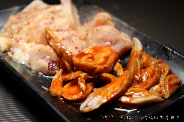 櫻花羿日式精緻炭火燒肉:東區燒烤吃到飽『櫻花羿日式精緻炭火燒肉』捷運忠孝復興站