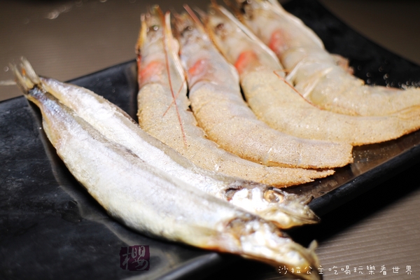 櫻花羿日式精緻炭火燒肉:東區燒烤吃到飽『櫻花羿日式精緻炭火燒肉』捷運忠孝復興站