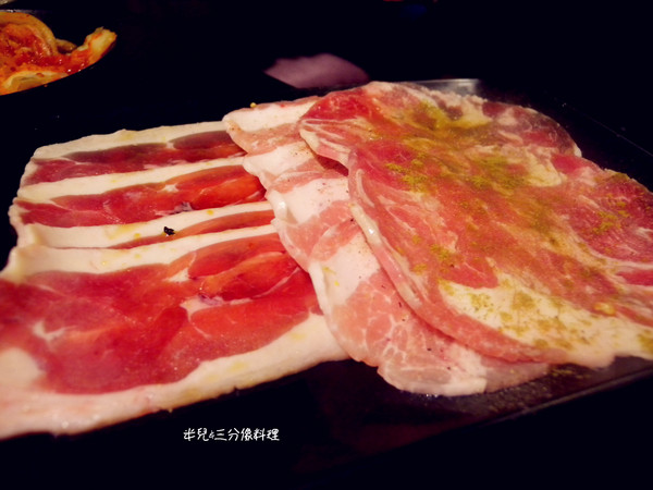 櫻花羿日式精緻炭火燒肉：【台北市大安區。燒肉吃到飽】近忠孝敦化捷運站 櫻花羿日式精緻炭火燒肉 東區燒烤吃到飽 聚餐好歡樂!