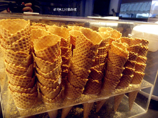 櫻花羿日式精緻炭火燒肉：【台北市大安區。燒肉吃到飽】近忠孝敦化捷運站 櫻花羿日式精緻炭火燒肉 東區燒烤吃到飽 聚餐好歡樂!