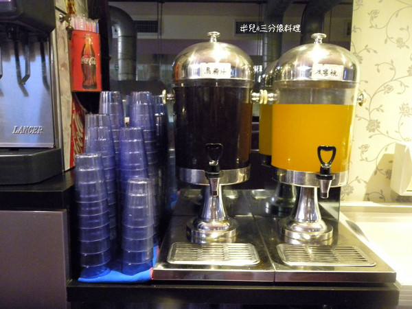 櫻花羿日式精緻炭火燒肉：【台北市大安區。燒肉吃到飽】近忠孝敦化捷運站 櫻花羿日式精緻炭火燒肉 東區燒烤吃到飽 聚餐好歡樂!