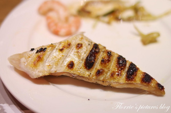 饗食天堂(板橋店)：試吃~新北板橋區--饗食天堂(板橋遠百店)~菜色多到好難選