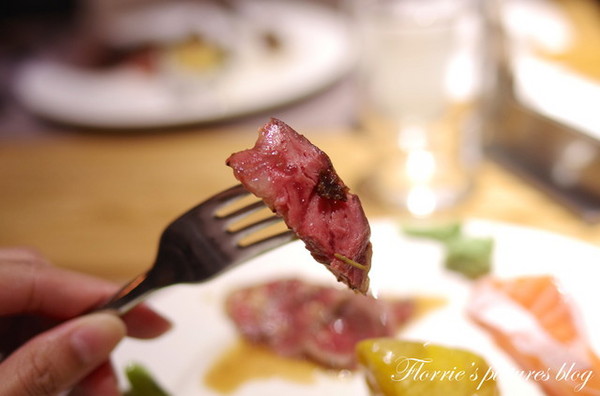 饗食天堂(板橋店)：試吃~新北板橋區--饗食天堂(板橋遠百店)~菜色多到好難選