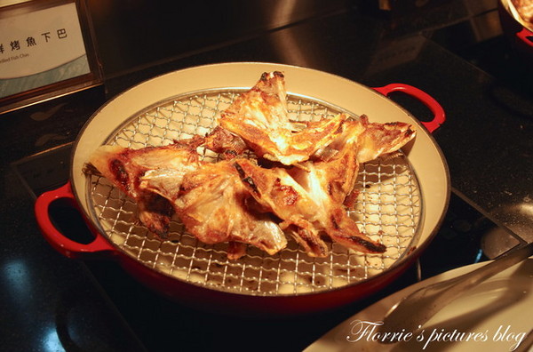 饗食天堂(板橋店)：試吃~新北板橋區--饗食天堂(板橋遠百店)~菜色多到好難選