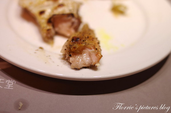 饗食天堂(板橋店)：試吃~新北板橋區--饗食天堂(板橋遠百店)~菜色多到好難選