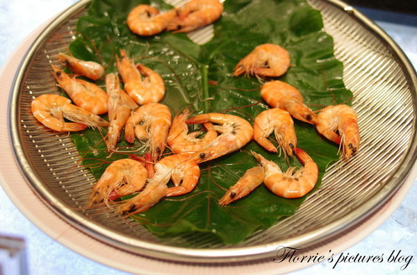 饗食天堂(板橋店)：試吃~新北板橋區--饗食天堂(板橋遠百店)~菜色多到好難選