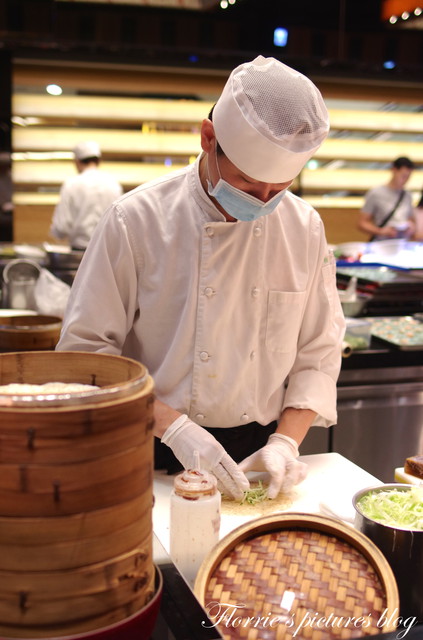 饗食天堂(板橋店)：試吃~新北板橋區--饗食天堂(板橋遠百店)~菜色多到好難選