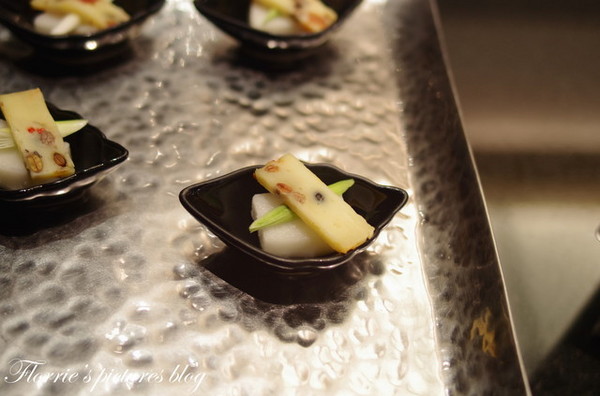 饗食天堂(板橋店)：試吃~新北板橋區--饗食天堂(板橋遠百店)~菜色多到好難選