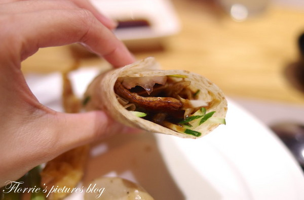 饗食天堂(板橋店)：試吃~新北板橋區--饗食天堂(板橋遠百店)~菜色多到好難選