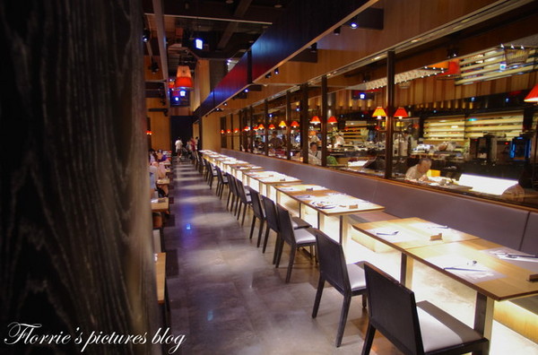 饗食天堂(板橋店)：試吃~新北板橋區--饗食天堂(板橋遠百店)~菜色多到好難選