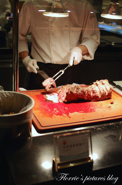 饗食天堂(板橋店)：試吃~新北板橋區--饗食天堂(板橋遠百店)~菜色多到好難選