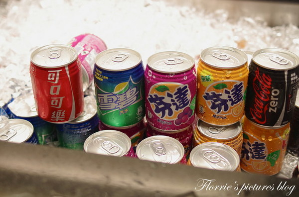 饗食天堂(板橋店)：試吃~新北板橋區--饗食天堂(板橋遠百店)~菜色多到好難選