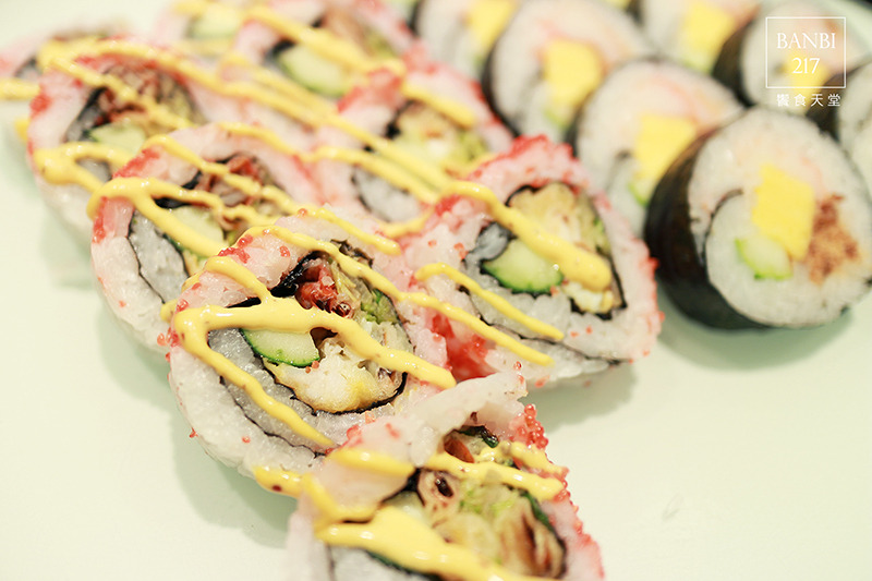 Banbi217 美食旅遊: 饗食天堂 自助餐吃到飽:日式料理,西式料理,中式料理,蛋糕,哈根達斯冰淇淋 (FE21遠東百貨,捷運板橋站)[邀約]