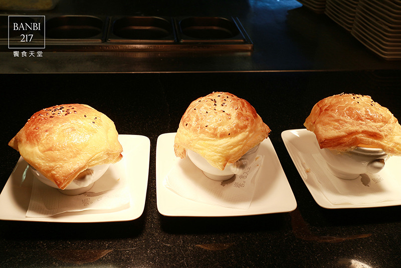 Banbi217 美食旅遊: 饗食天堂 自助餐吃到飽:日式料理,西式料理,中式料理,蛋糕,哈根達斯冰淇淋 (FE21遠東百貨,捷運板橋站)[邀約]