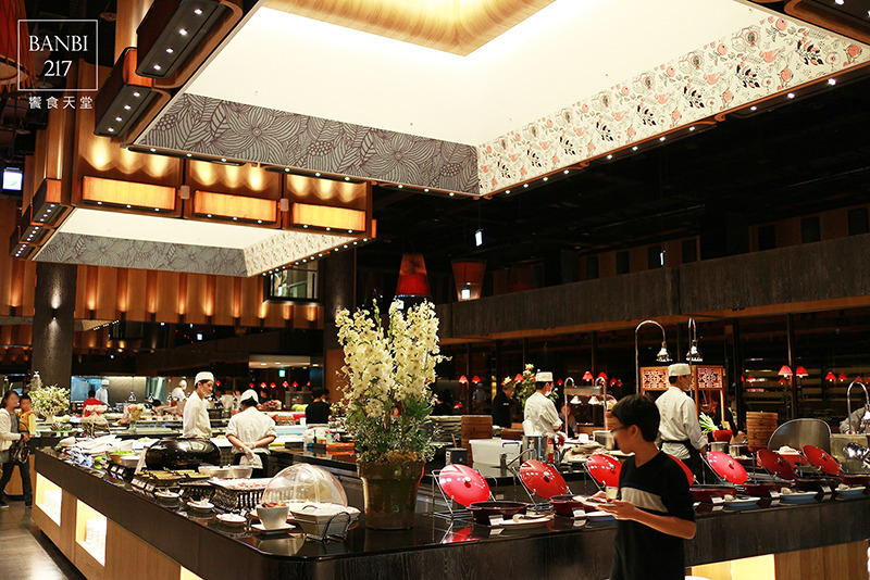 Banbi217 美食旅遊: 饗食天堂 自助餐吃到飽:日式料理,西式料理,中式料理,蛋糕,哈根達斯冰淇淋 (FE21遠東百貨,捷運板橋站)[邀約]