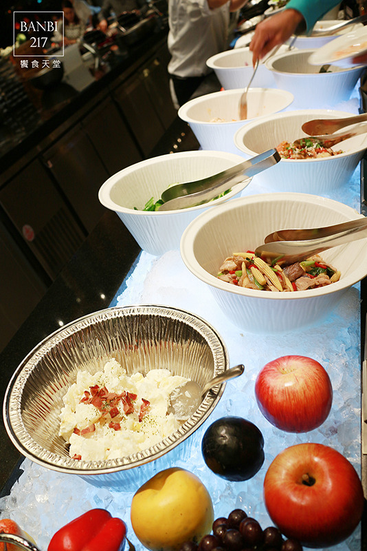 Banbi217 美食旅遊: 饗食天堂 自助餐吃到飽:日式料理,西式料理,中式料理,蛋糕,哈根達斯冰淇淋 (FE21遠東百貨,捷運板橋站)[邀約]