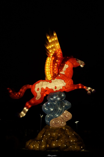 2015臺北燈節：[捷運圓山站]2015台北燈會~浪漫水晶燈橋、天壇、英熊聯盟、海賊羊