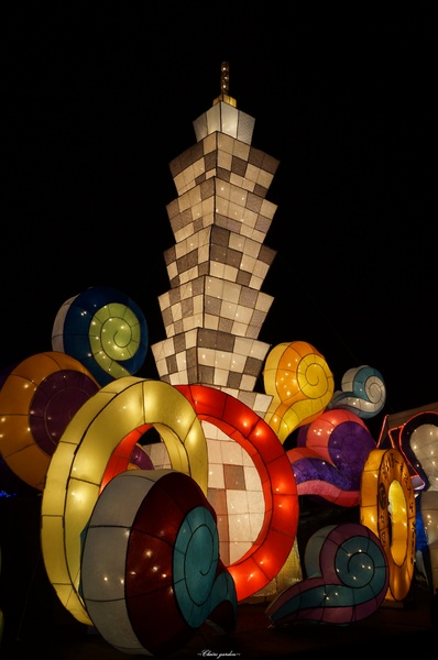 2015臺北燈節：[捷運圓山站]2015台北燈會~浪漫水晶燈橋、天壇、英熊聯盟、海賊羊