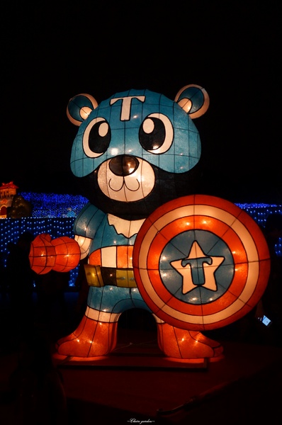 2015臺北燈節：[捷運圓山站]2015台北燈會~浪漫水晶燈橋、天壇、英熊聯盟、海賊羊