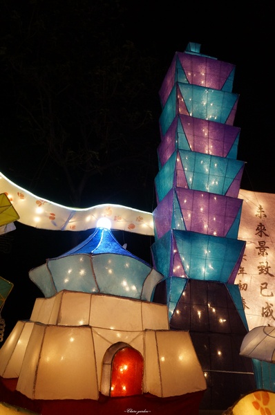 2015臺北燈節：[捷運圓山站]2015台北燈會~浪漫水晶燈橋、天壇、英熊聯盟、海賊羊