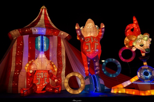 2015臺北燈節：[捷運圓山站]2015台北燈會~浪漫水晶燈橋、天壇、英熊聯盟、海賊羊