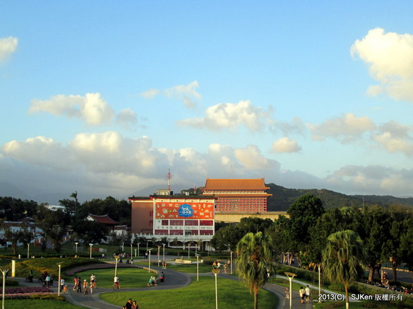 cm20131020___820f0db107a83d74251f777e2d4