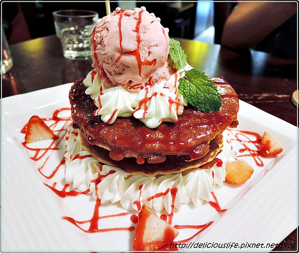 草莓卡士達疊疊樂2