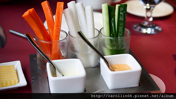 Volks沃克牛排:【試吃】《Volks沃克牛排》午間限定套餐