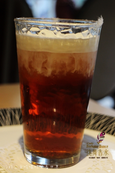 Perfume Dance 跳舞香水(忠孝店):東區下午茶『Perfume Dance 跳舞香水』 雲朵棉花糖/捷運忠孝復興站