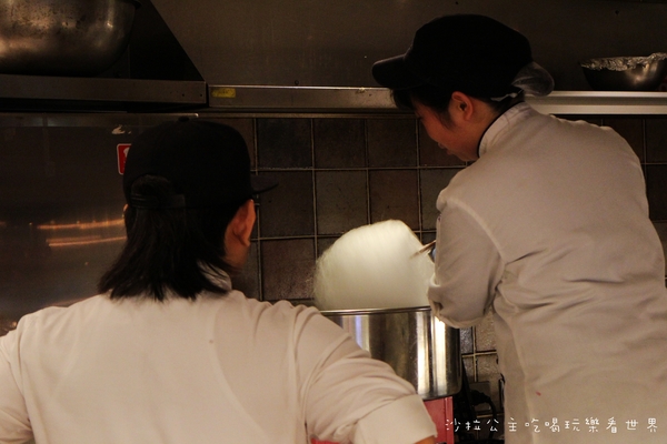 Perfume Dance 跳舞香水(忠孝店):東區下午茶『Perfume Dance 跳舞香水』 雲朵棉花糖/捷運忠孝復興站