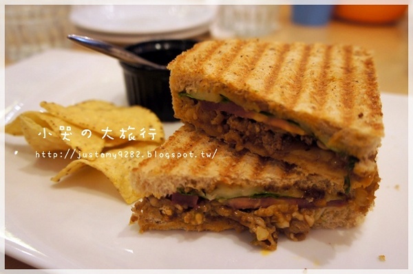 Perfume Dance 跳舞香水(忠孝店)：[台北市。大安區] 順流而下の冰淇淋，邪惡指數破表!!!