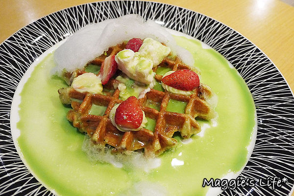 Perfume Dance 跳舞香水(忠孝店)：台北東區下午茶。捷運忠孝復興【跳舞香水-忠孝店】◆冬季新品雲朵棉花糖系列甜點&茶飲