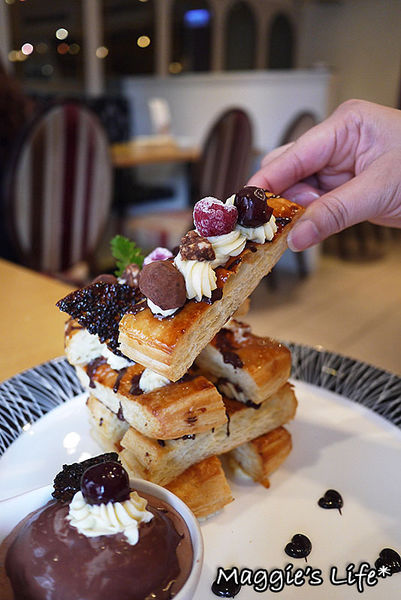 Perfume Dance 跳舞香水(忠孝店)：台北東區下午茶。捷運忠孝復興【跳舞香水-忠孝店】◆冬季新品雲朵棉花糖系列甜點&茶飲