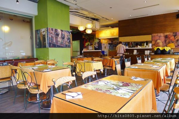 瑪琪朵義式廚房(峨嵋店):台北-在口中彈跳明太子花枝奶油筆管麵.瑪琪朵義式廚房