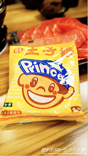 鍋靚石頭火鍋：【食記/新北市】平價豪華海陸大餐~鍋靚石頭火鍋