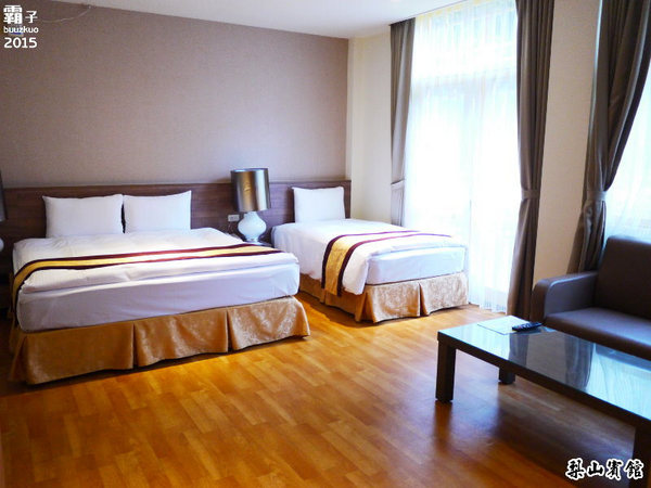 梨山賓館:梨山賓館,台灣三大宮殿式旅館之一,漫步櫻花步道。