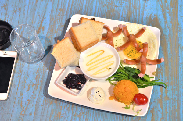 hi 日楞 RYOU CAFE:『台北||古亭』天然小農食材,轉角遇見的悠閒-hi, 日楞 Ryou Caf'e