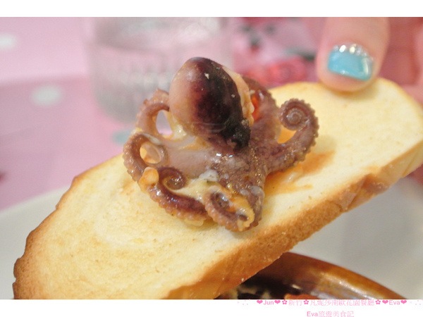 凡妮莎南歐花園餐廳:【食記】oO。新竹 凡妮莎南歐花園餐廳 達菲熊(Duffy)馬卡龍 日本最火紅的人手一隻達菲熊竟然做成馬卡龍啦!超可愛捨不得吃~。o○。