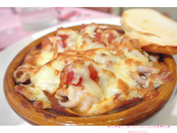 凡妮莎南歐花園餐廳:【食記】oO。新竹 凡妮莎南歐花園餐廳 達菲熊(Duffy)馬卡龍 日本最火紅的人手一隻達菲熊竟然做成馬卡龍啦!超可愛捨不得吃~。o○。