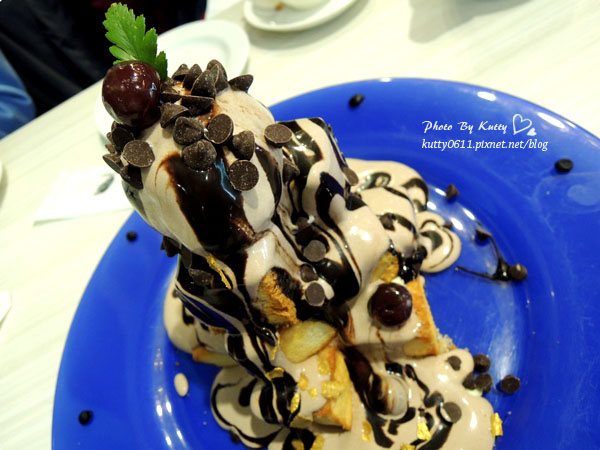 2014-2-11姊妹跳舞香水 (12).jpg