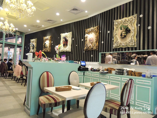 2014-2-11姊妹跳舞香水 (5).jpg