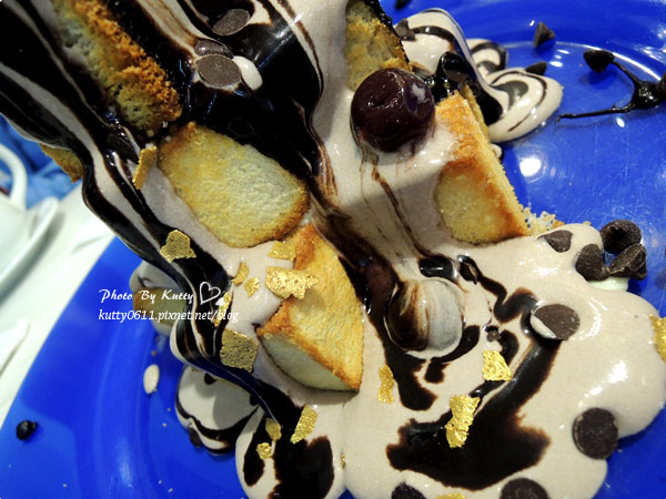 2014-2-11姊妹跳舞香水 (11).jpg