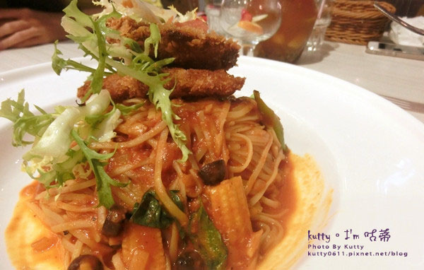 2015-4-20跳舞香水S+豬 (10).jpg