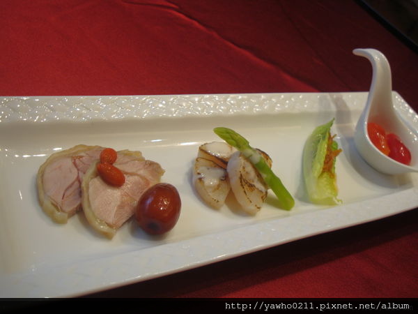 描述: https://pic.pimg.tw/yawho0211/1477398983-1329302825_n.jpg?v=1477398993